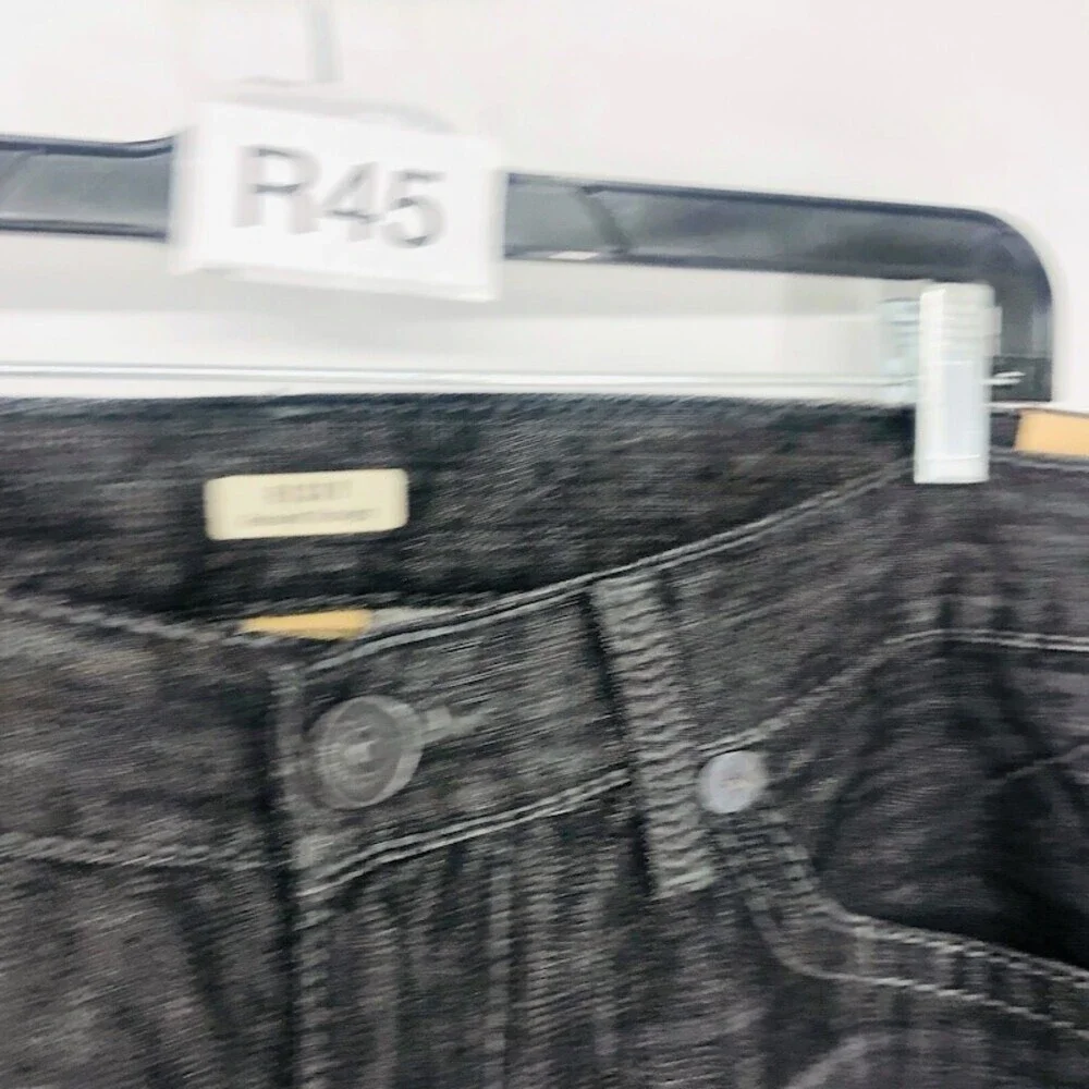 True Religion Men's Black Denim Cotton HighRise Ricky Relaxed Straight Jeans 38